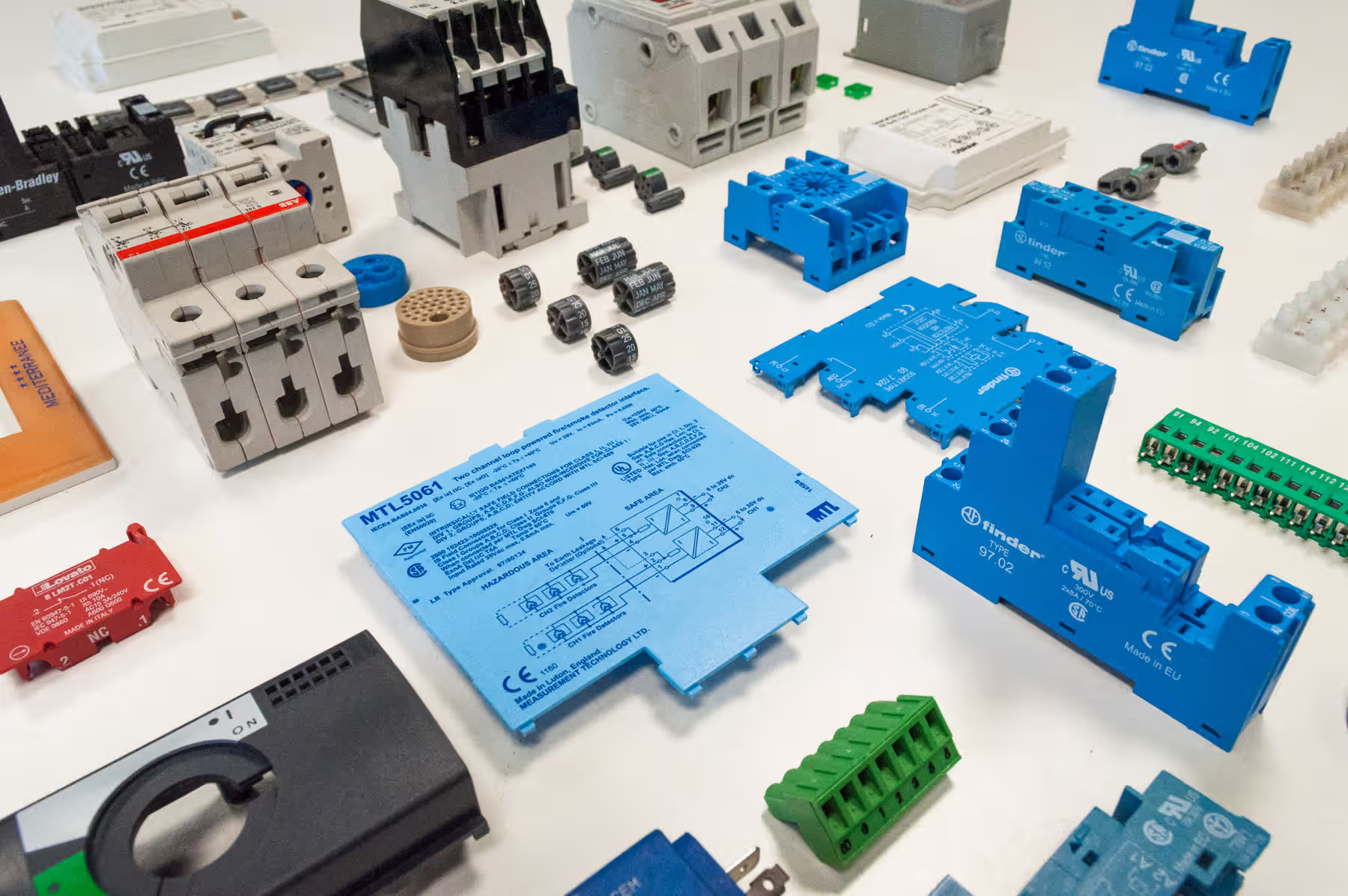 Materiale elettrico